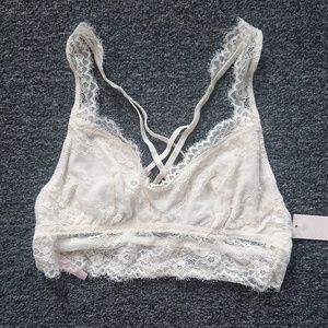 NWT Candie's Lace Bralette